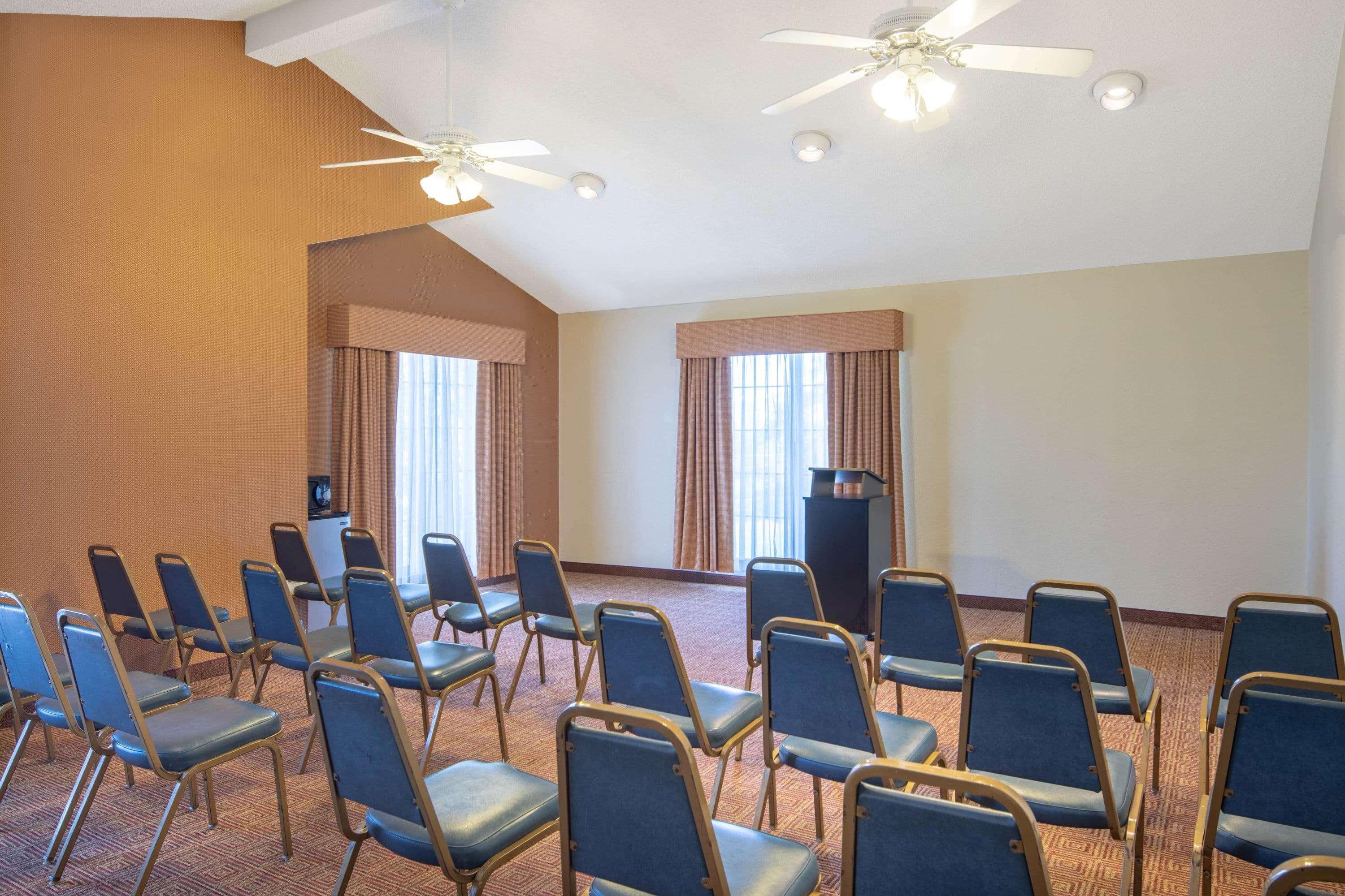 Budget Inn & Suite Atlanta Marietta Stadium Zewnętrze zdjęcie
