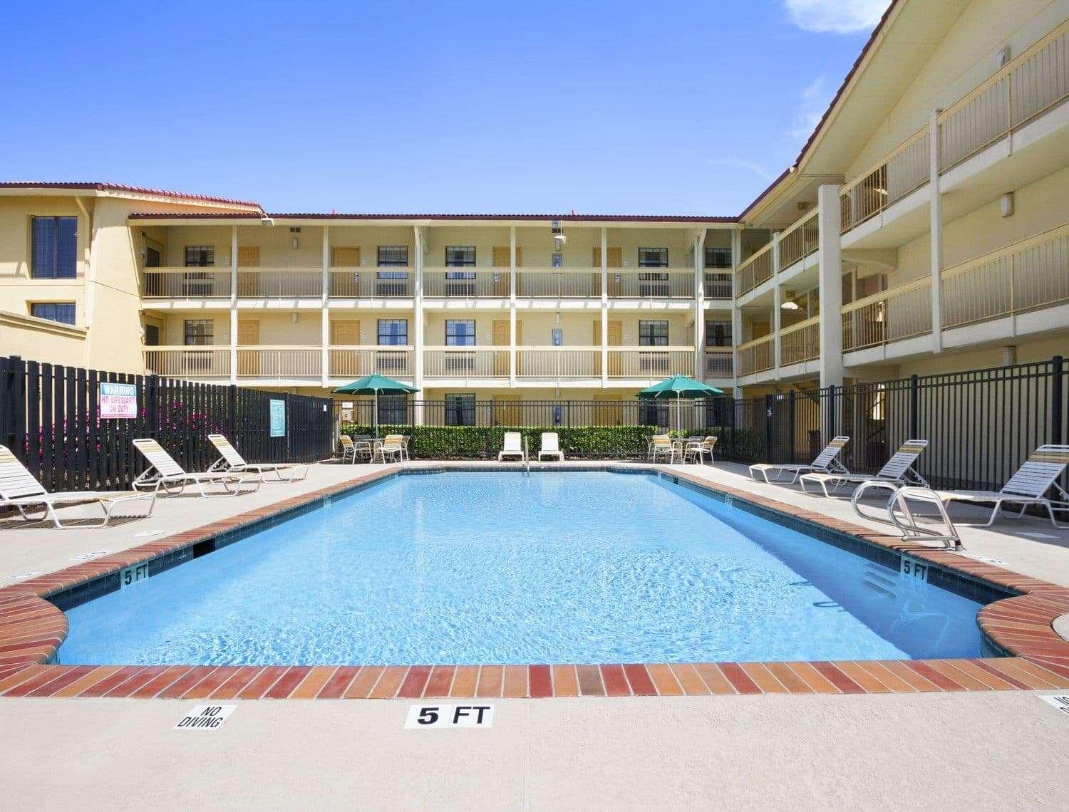 Budget Inn & Suite Atlanta Marietta Stadium Zewnętrze zdjęcie