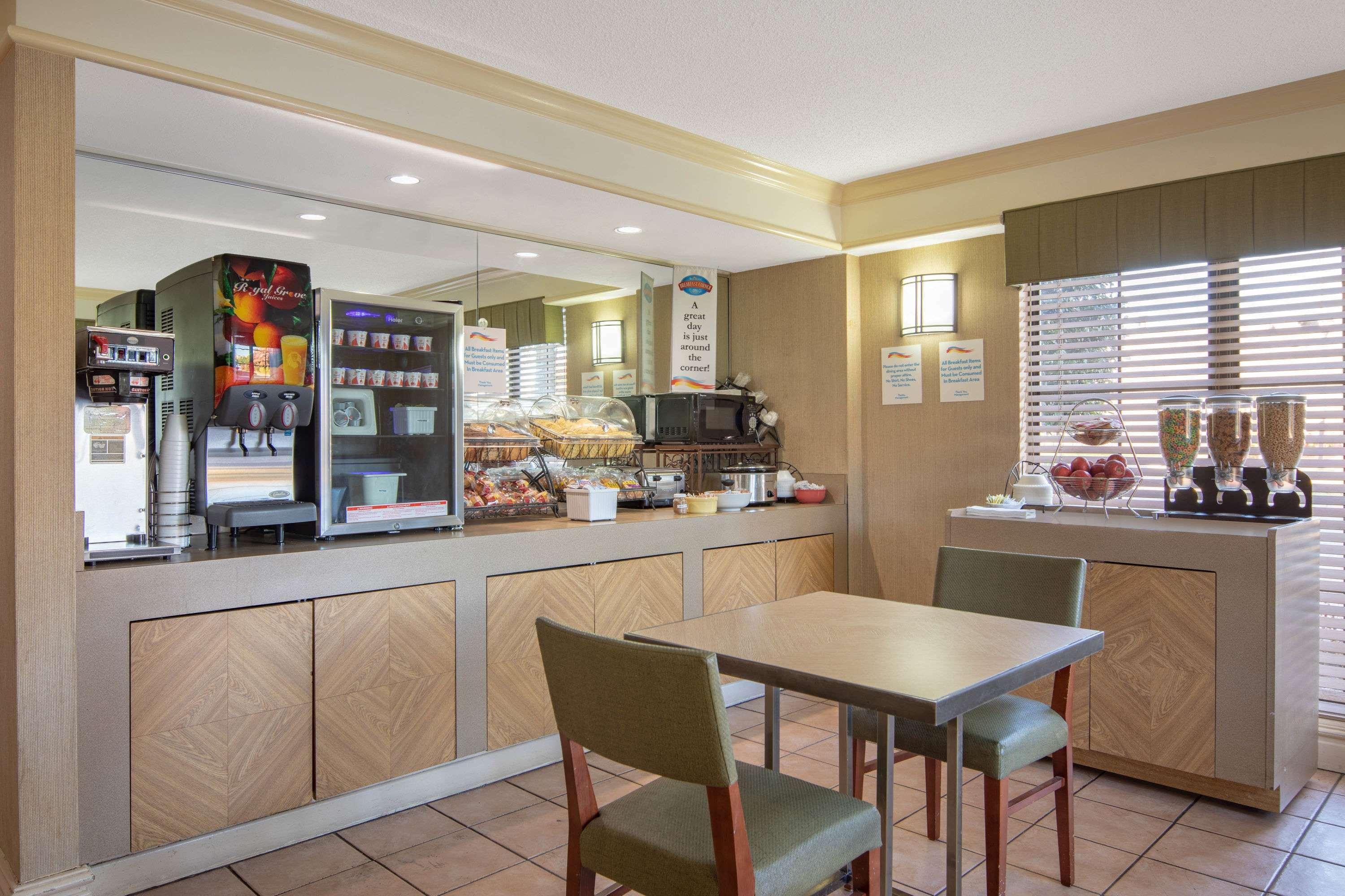 Budget Inn & Suite Atlanta Marietta Stadium Zewnętrze zdjęcie