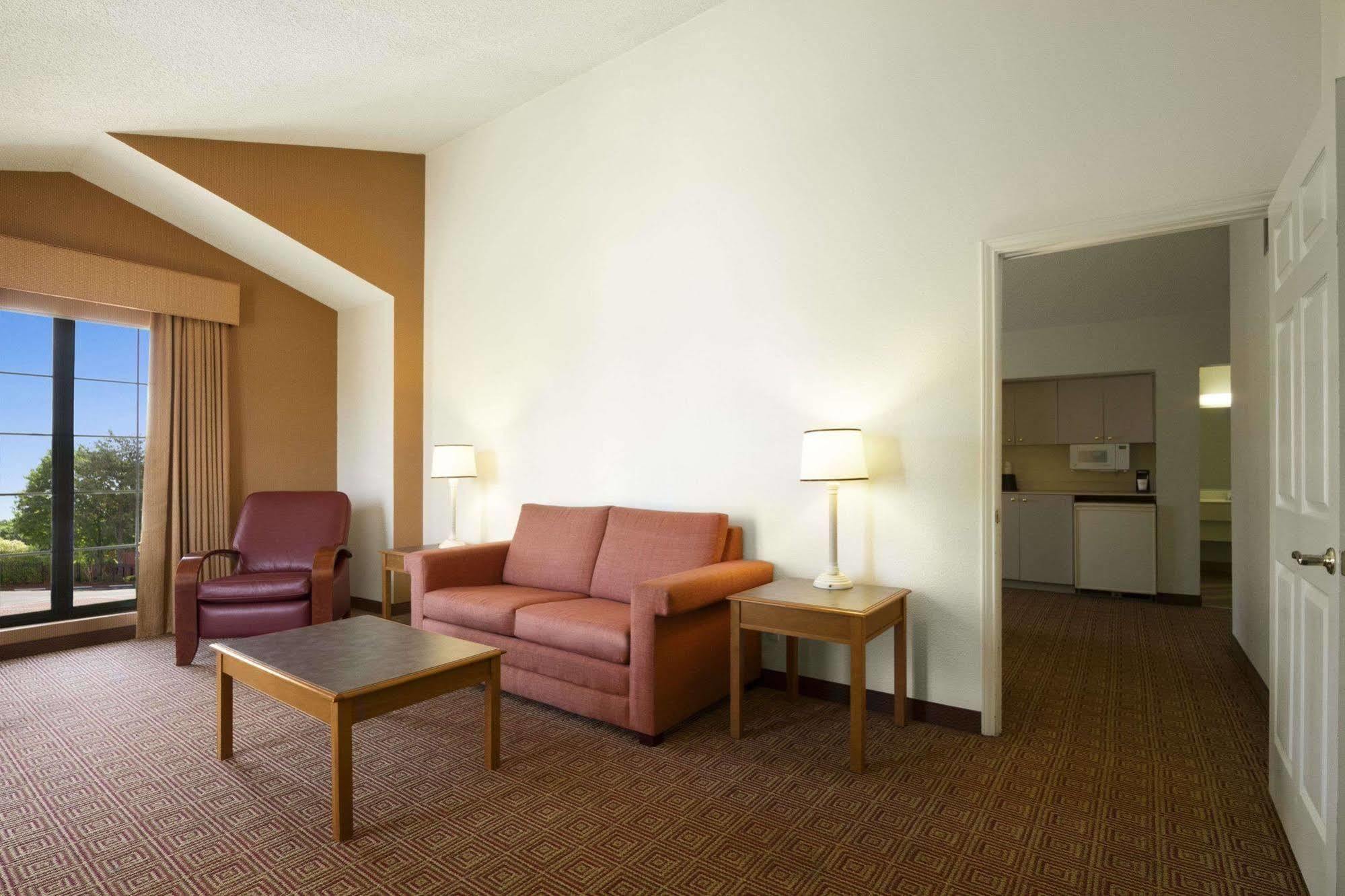Budget Inn & Suite Atlanta Marietta Stadium Zewnętrze zdjęcie